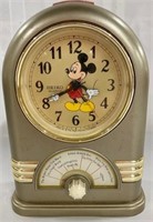 Vintage Seiko Quartz Mickey Clock