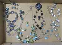 5 costume jewelry necklace/earring sets