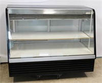CANADIAN DISPLAY REFRIGERATED DISPLAY CASE