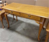 Nice wood table with drawers