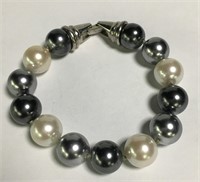 Faux Pearl Beaded Bracelet