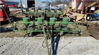 JOHN DEERE 494 PLANTER