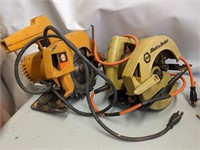 2 black and decker saws
