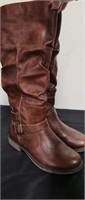 Baretraps size 7 women's boots