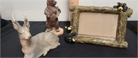 Bear picture frame with bear and deer decor