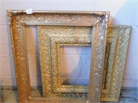 GOLD PICTURE FRAMES