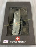Swiss Force multi tool, Outil multiple