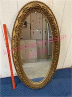 Vintage larger oval wall mirror (plastic frame)