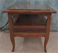 DREXEL COUNTRY FRENCH WALNUT END TABLE W/GLASS TOP