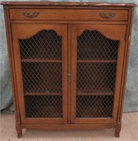 VINTAGE SLIGH LOWRY WOOD PIE SAFE/LINEN CABINET