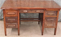 VINTAGE HEAVY OAK WOOD TEACHERS DESK