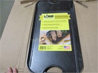 Lodge cast iron reversible griddle / grill