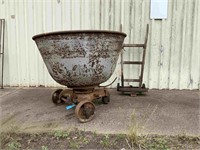 LARGE CAST IRON INDUSTRIAL MIXING BOWL ON SWIVEL