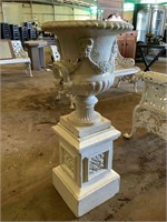 VICTORIAN STYLE CAST IRON URN ON STAND