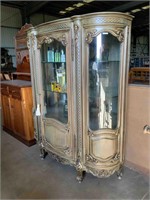 FRENCH STYLE MIRRORED BACK DISPLAY CABINET