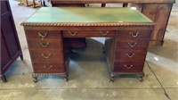 TWIN PEDESTAL DESK WITH 9 DRAWERS