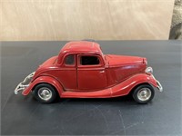 Motormax 1934 Ford Coupe 1:24 Scale Diecast