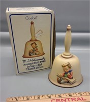 Hummel handcrafted annual bell Goebel W. Germany