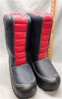 Mens snow boots size 9-10