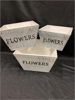 Set of three flower boxes. 8 1/2 in.² 5 1/2