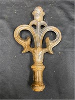Five big finials with half inch round hole in the