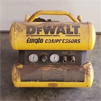 DeWalt 4gal Compressor D55151