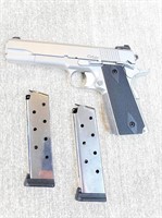 NEW- Valor .45 ACP stainless pistol- Dan Wesson