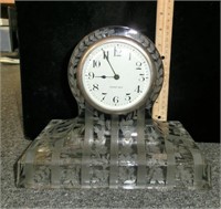 8" tall 10" wide cut glass mantle clock w/8 day