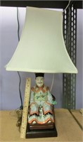Chinese seated figure pottery table lamp w/shade