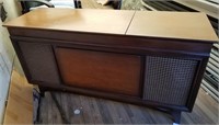 GE Solid State Transistor Stereo Cabinet