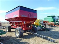 DEMCO 450 GRAVITY BED WAGON AND GEAR