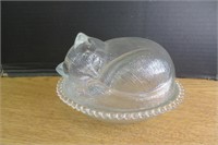 Glass Cat on a Nest 7" wide