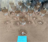 11 - SET OF 12 BEAUTIFUL WINE GLASSES