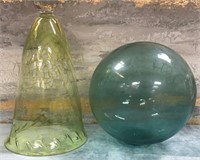 11 - LOT OF 2 COLORED GLASS DECOR ITEMS