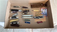 Large assortment pocket knives