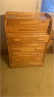 Maple 5 drawer chest of drawers