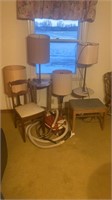 Lot of vintage furniture and lamps