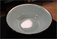 Enamel wash bowl