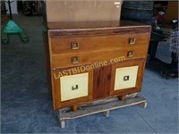 Chest with 2 Cabinets & 2 Drawers
