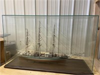 Thermopylae ship model, wood base, glass enclosed