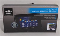 Internet Weather Station by The Sharper Image