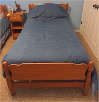 Twin Size Wooden Bed Frame *bidder buying one