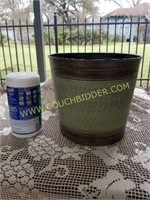 Metal Flower  Pot / Container