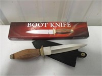 Boot knife
