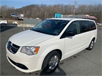 2012 Dodge Caravan - 21K miles