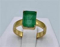 18k Yellow Gold 3.06ct Emerald Ring