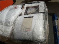 Pallet load of Marriott bedding and more