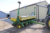 JOHN DEERE 1750 CONSERVATION 6R 30" PLANTER