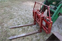 SET OF WIFO FRONT MOUNT PALLET FORKS