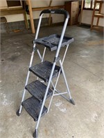 3 ft COSCO stool/ ladder
